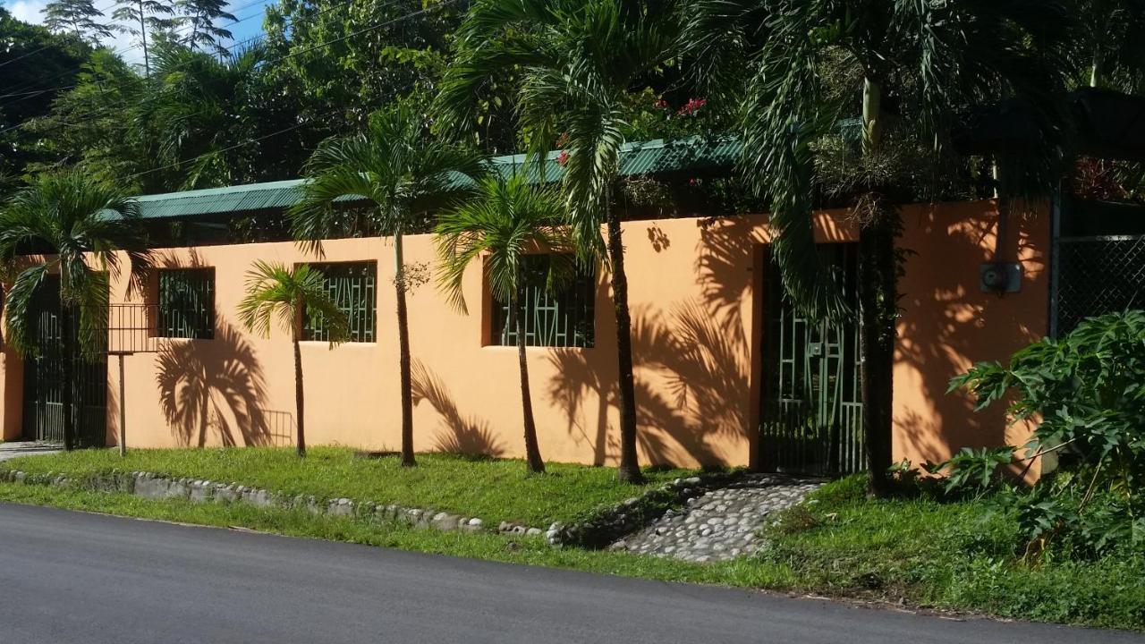 Embassy House Bed & Breakfast Puerto Jimenez Bagian luar foto