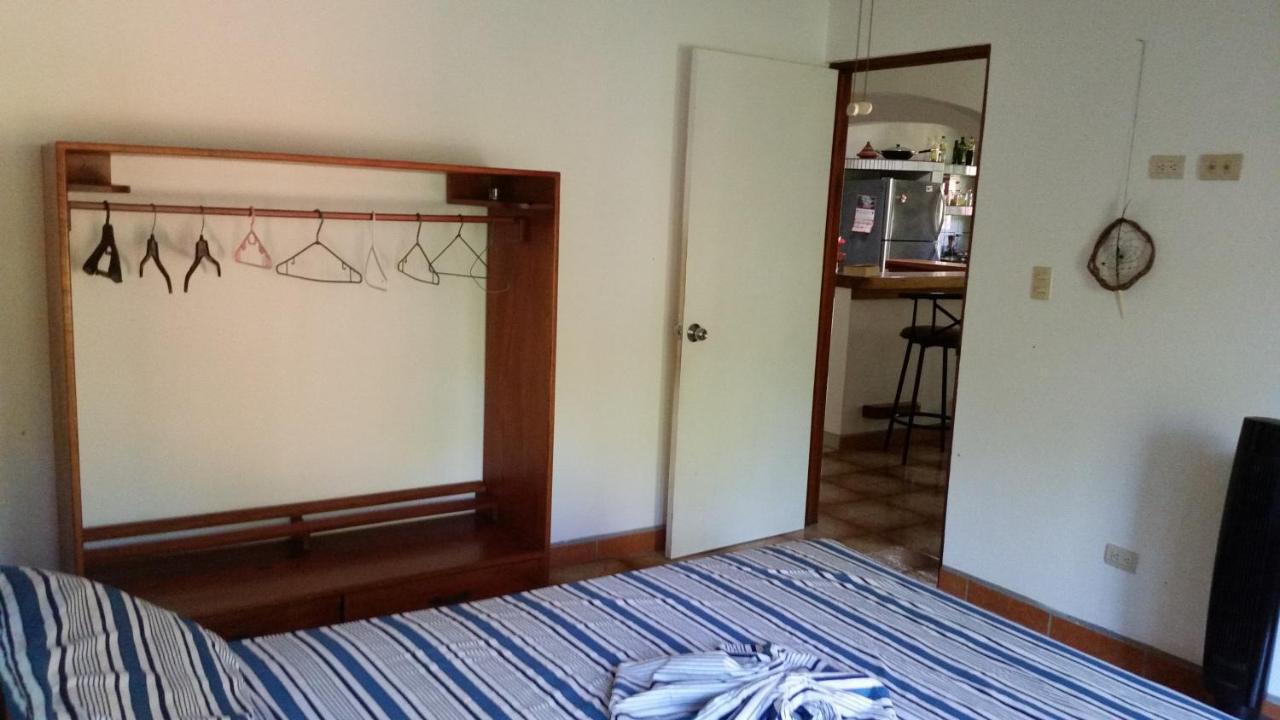Embassy House Bed & Breakfast Puerto Jimenez Bagian luar foto
